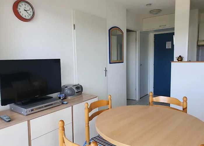 Appartement Golf et Nivelle avec piscine et parking